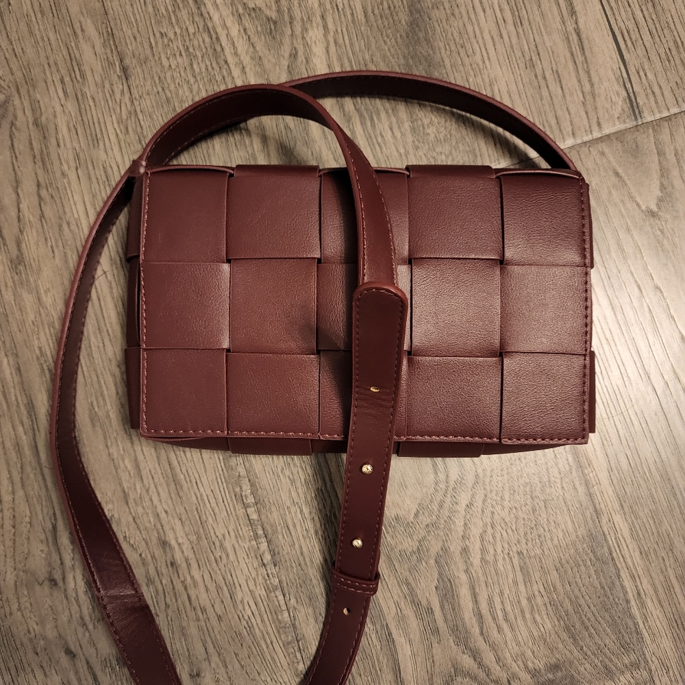 Synthetic leather bag